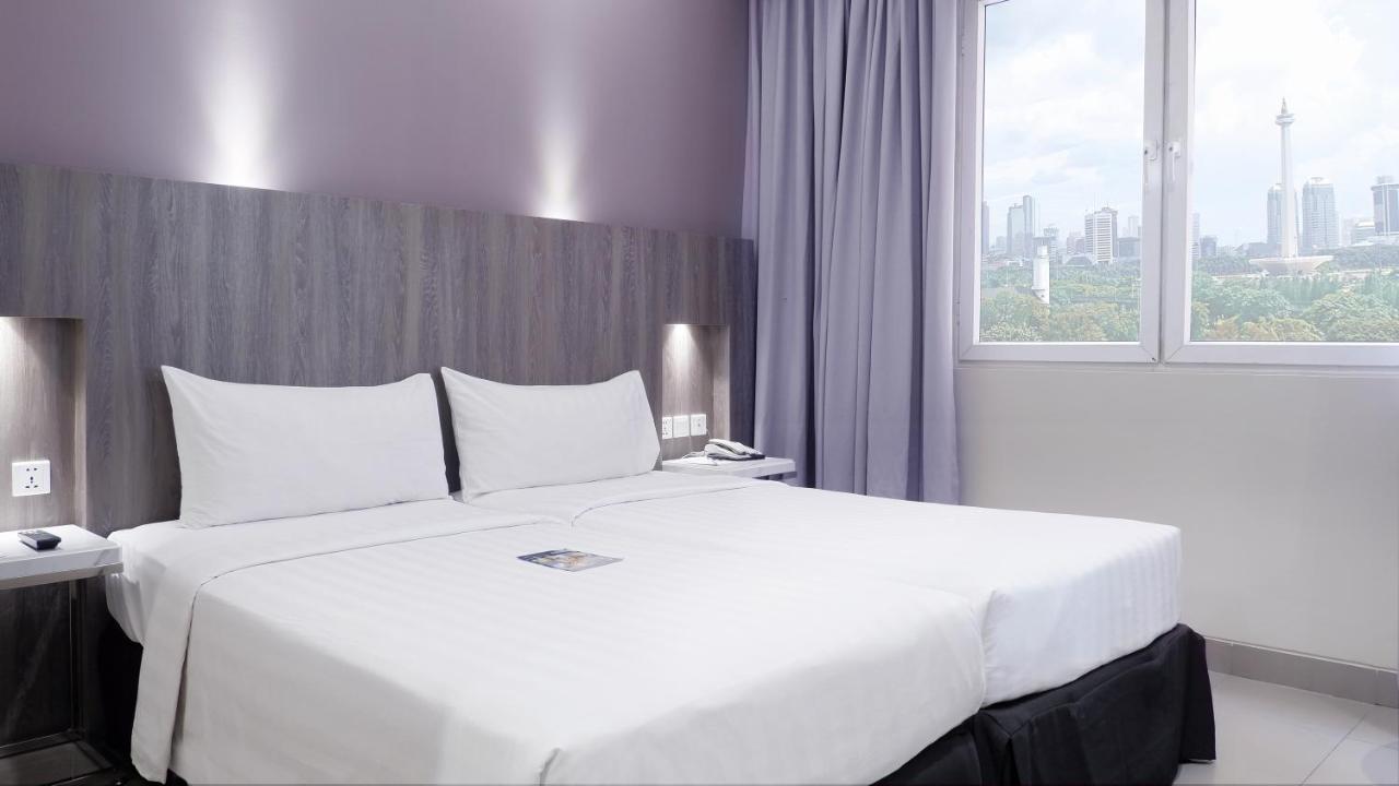 Royal Palm Hotel & Conference Center Cengkareng جاكرتا المظهر الخارجي الصورة